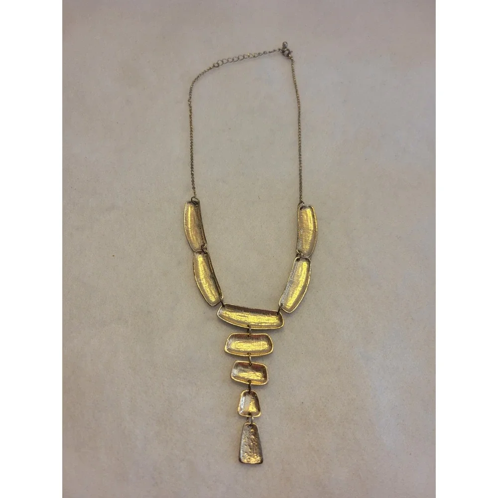 Unbranded Hammered Bib Necklace Women OS Gold Tone Good Tiered Drop Statement‎